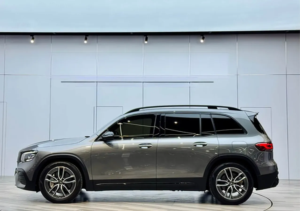 2022 Mercedes-Benz GLB AMG 2.0T 306HP L4 8DCT,autocango,china used car exporter,china ev exporter,chinese used car exporter,chinese used ev exporter