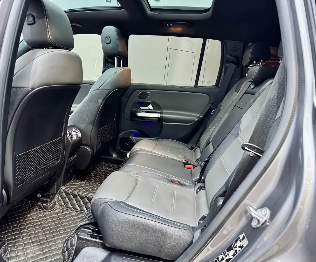 2022 Mercedes-Benz GLB AMG 2.0T 306HP L4 8DCT,autocango,china used car exporter,china ev exporter,chinese used car exporter,chinese used ev exporter