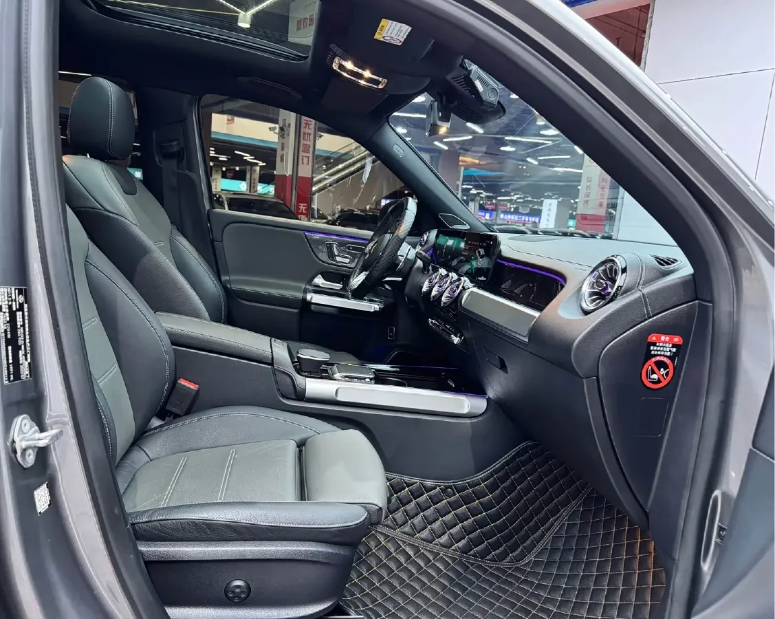 2022 Mercedes-Benz GLB AMG 2.0T 306HP L4 8DCT,autocango,china used car exporter,china ev exporter,chinese used car exporter,chinese used ev exporter