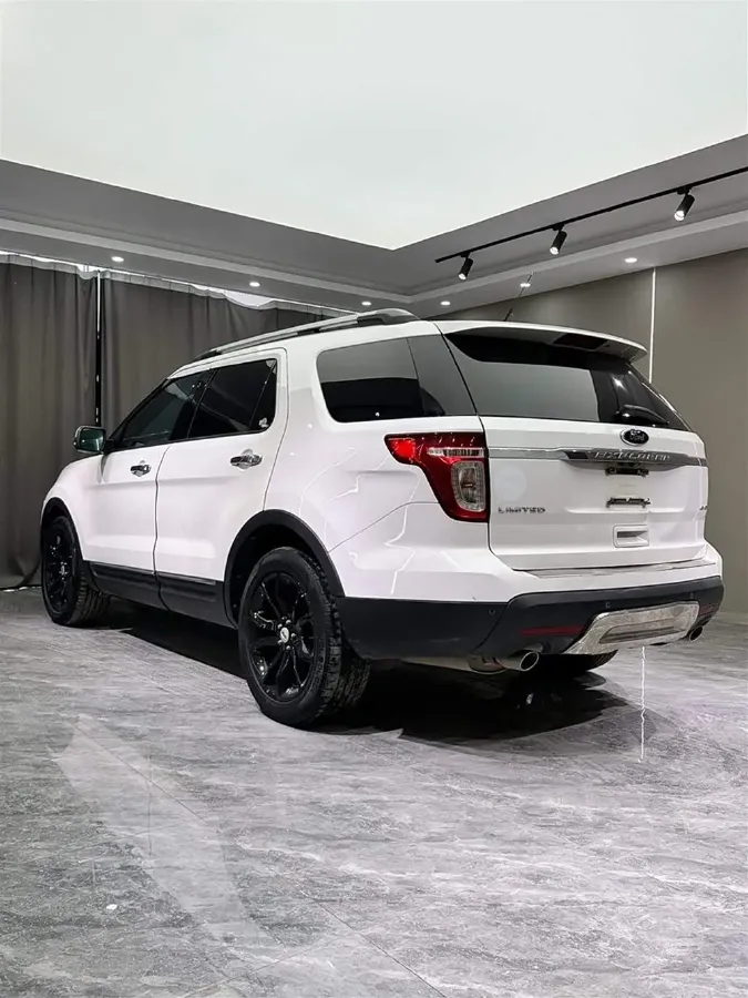2013 Ford Explorer 3.5L 291HP V6 6AT,autocango,china used car exporter,china ev exporter,chinese used car exporter,chinese used ev exporter