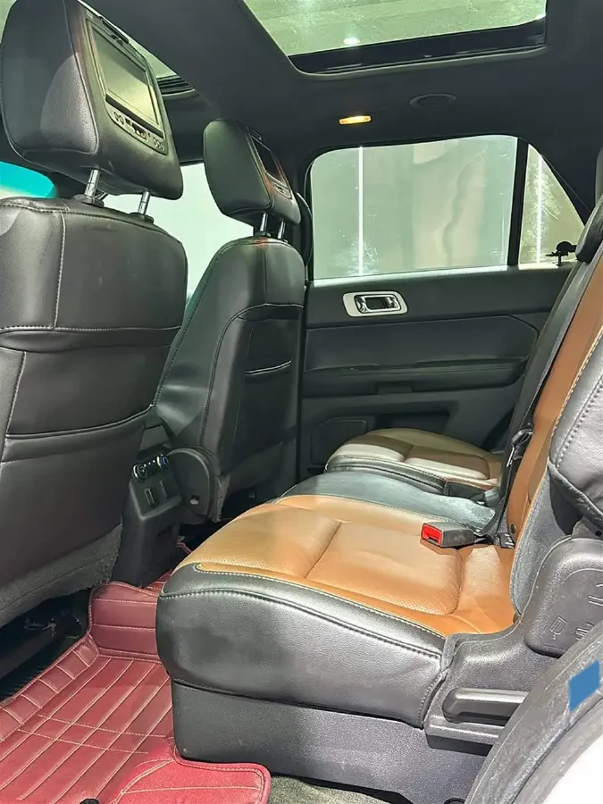 2013 Ford Explorer 3.5L 291HP V6 6AT,autocango,china used car exporter,china ev exporter,chinese used car exporter,chinese used ev exporter