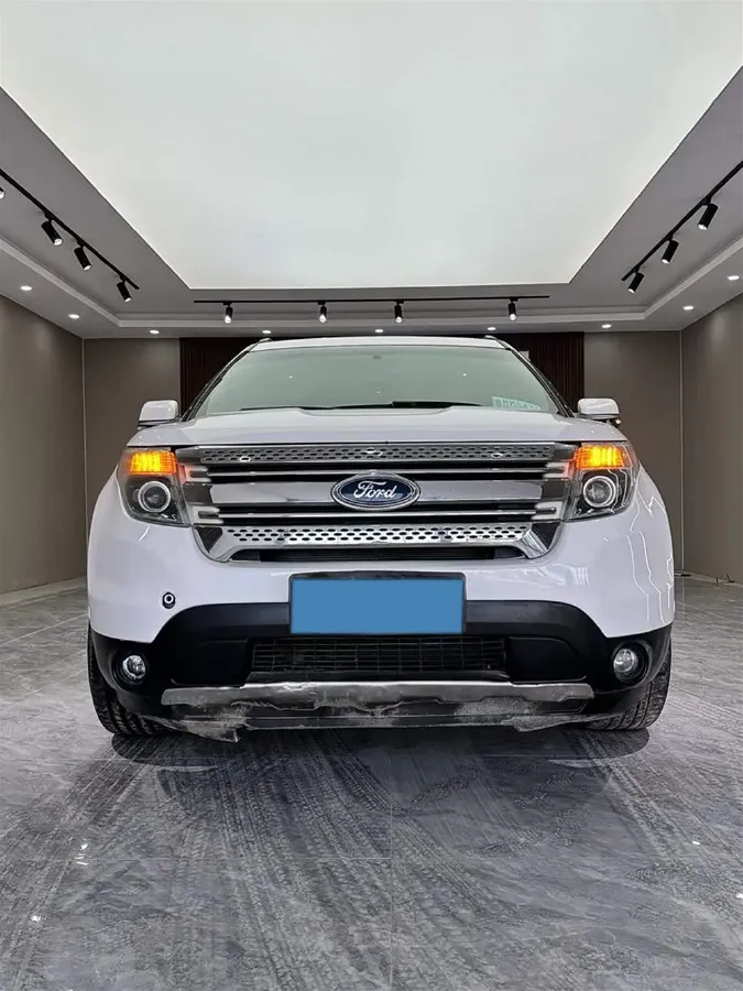 2013 Ford Explorer 3.5L 291HP V6 6AT,autocango,china used car exporter,china ev exporter,chinese used car exporter,chinese used ev exporter