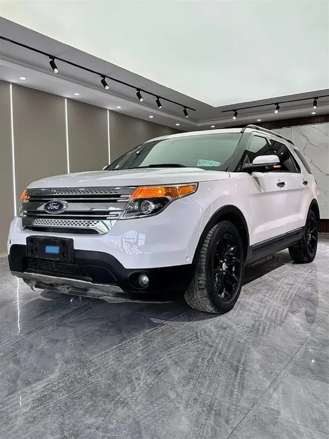 2013 Ford Explorer 3.5L 291HP V6 6AT,autocango,china used car exporter,china ev exporter,chinese used car exporter,chinese used ev exporter