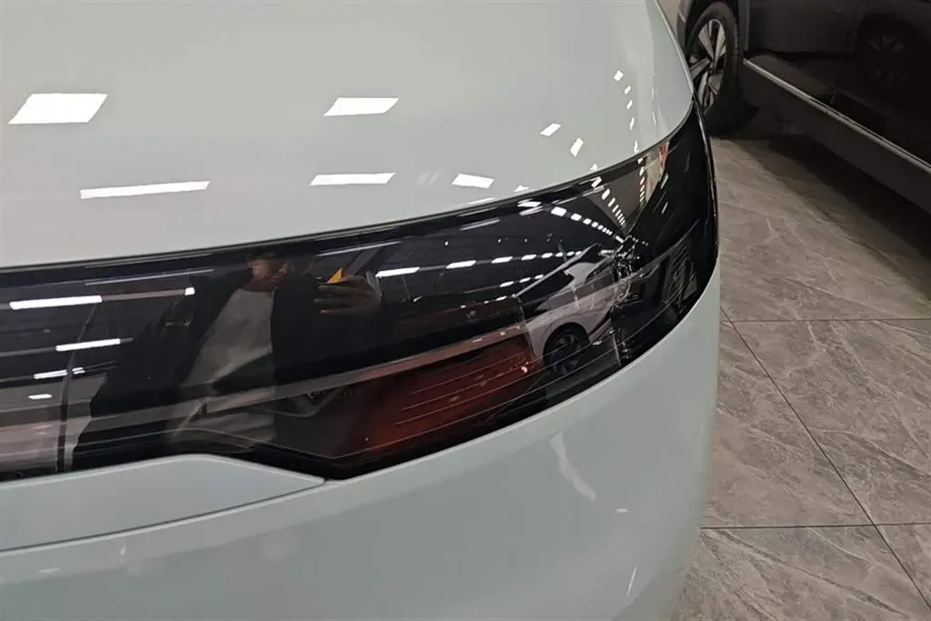 2025 Zeekr MIX BEV 76KWH,autocango,china used car exporter,china ev exporter,chinese used car exporter,chinese used ev exporter