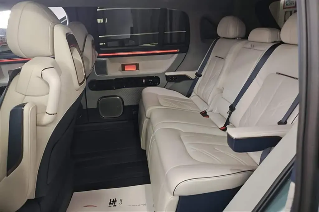 2025 Zeekr MIX BEV 76KWH,autocango,china used car exporter,china ev exporter,chinese used car exporter,chinese used ev exporter