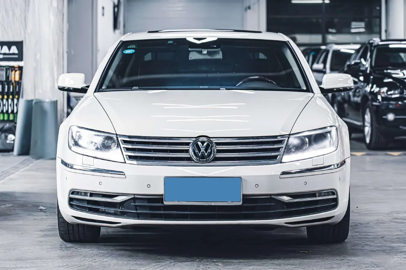 2012 Volkswagen Pheaton 3.0L 250HP V6 6AT,autocango,china used car exporter,china ev exporter,chinese used car exporter,chinese used ev exporter