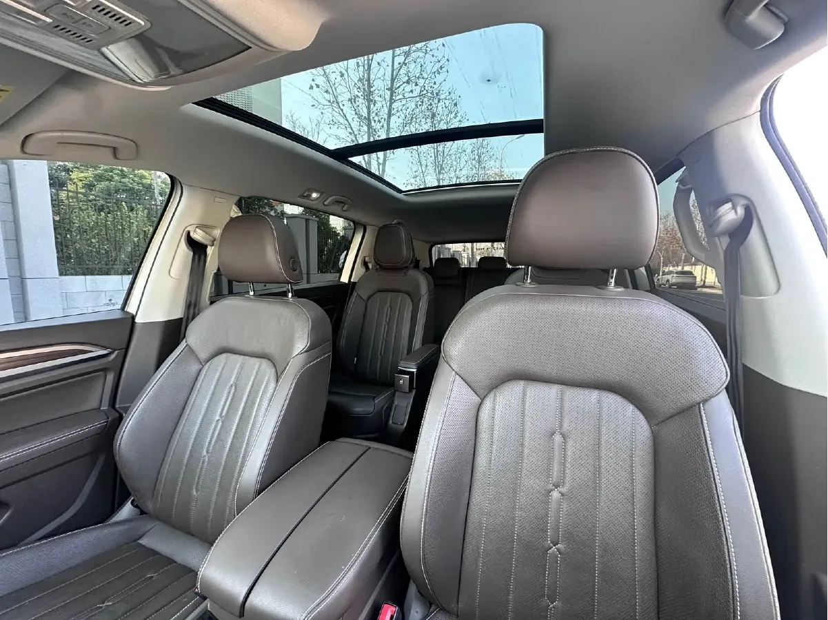 2020 Volkswagen Viloran 2.0T 186HP L4 7DCT,autocango,china used car exporter,china ev exporter,chinese used car exporter,chinese used ev exporter