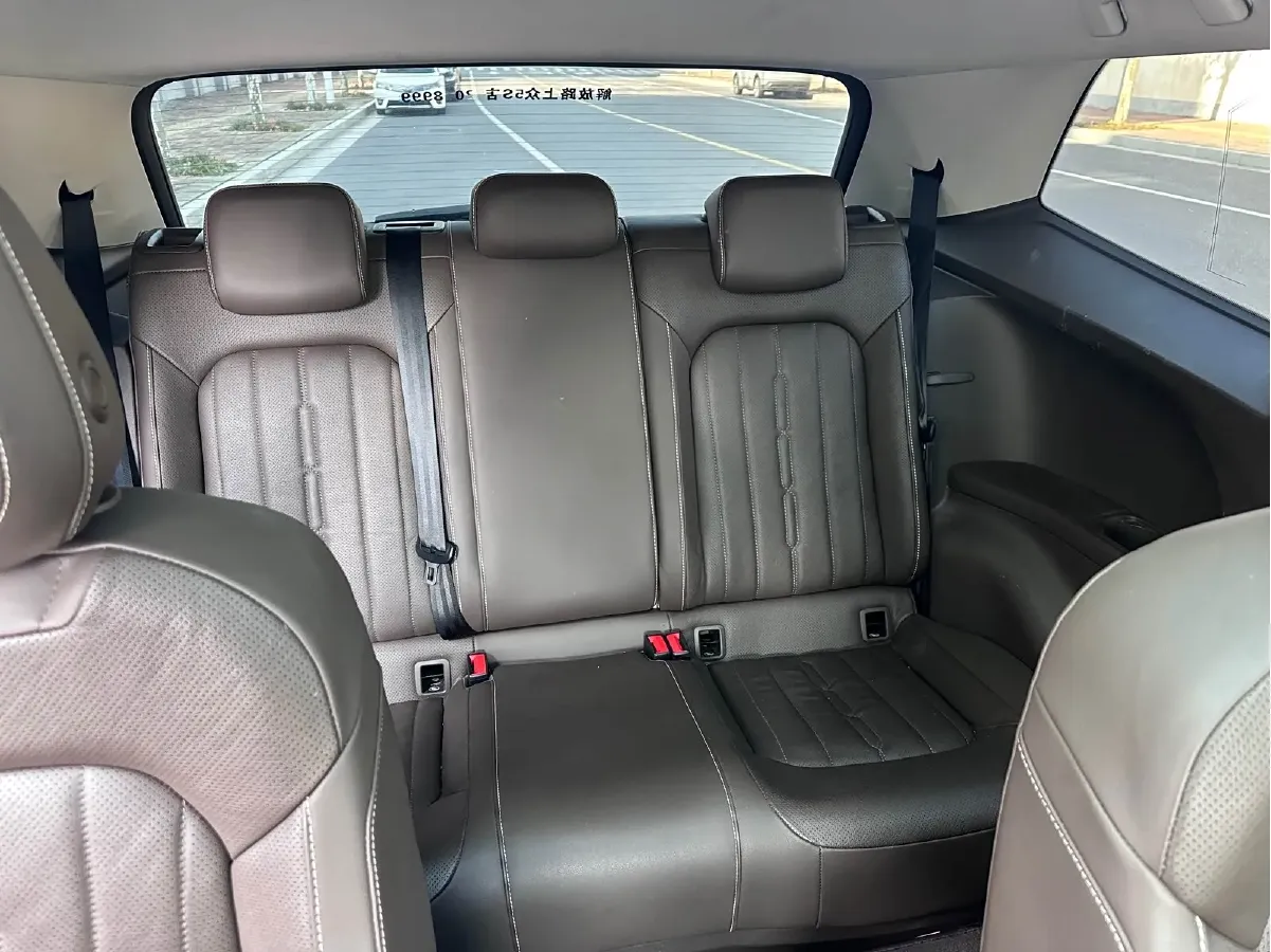 2020 Volkswagen Viloran 2.0T 186HP L4 7DCT,autocango,china used car exporter,china ev exporter,chinese used car exporter,chinese used ev exporter