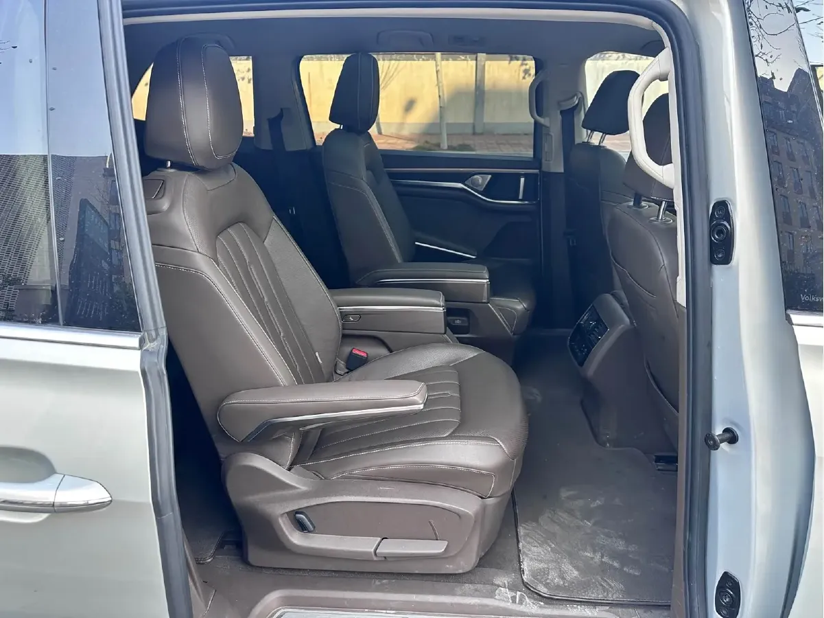 2020 Volkswagen Viloran 2.0T 186HP L4 7DCT,autocango,china used car exporter,china ev exporter,chinese used car exporter,chinese used ev exporter