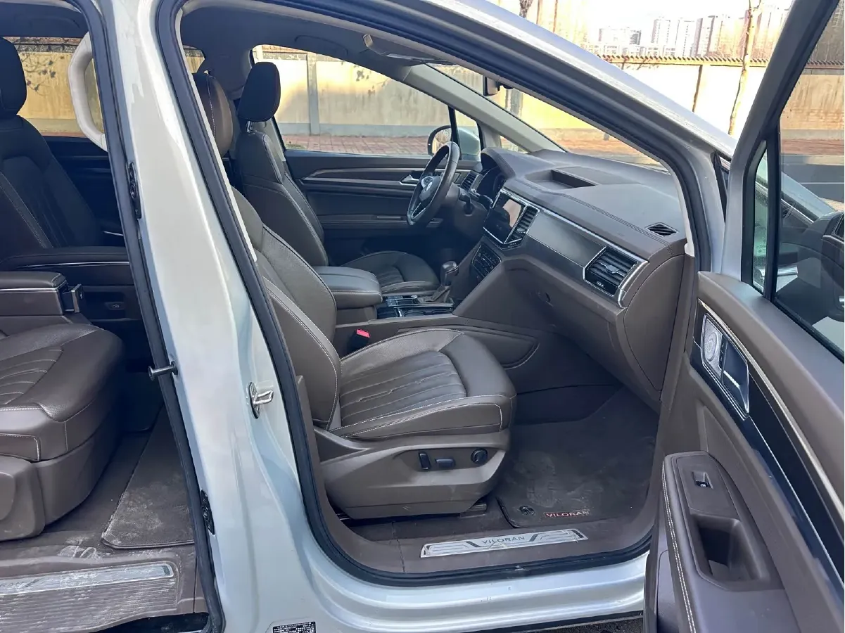 2020 Volkswagen Viloran 2.0T 186HP L4 7DCT,autocango,china used car exporter,china ev exporter,chinese used car exporter,chinese used ev exporter