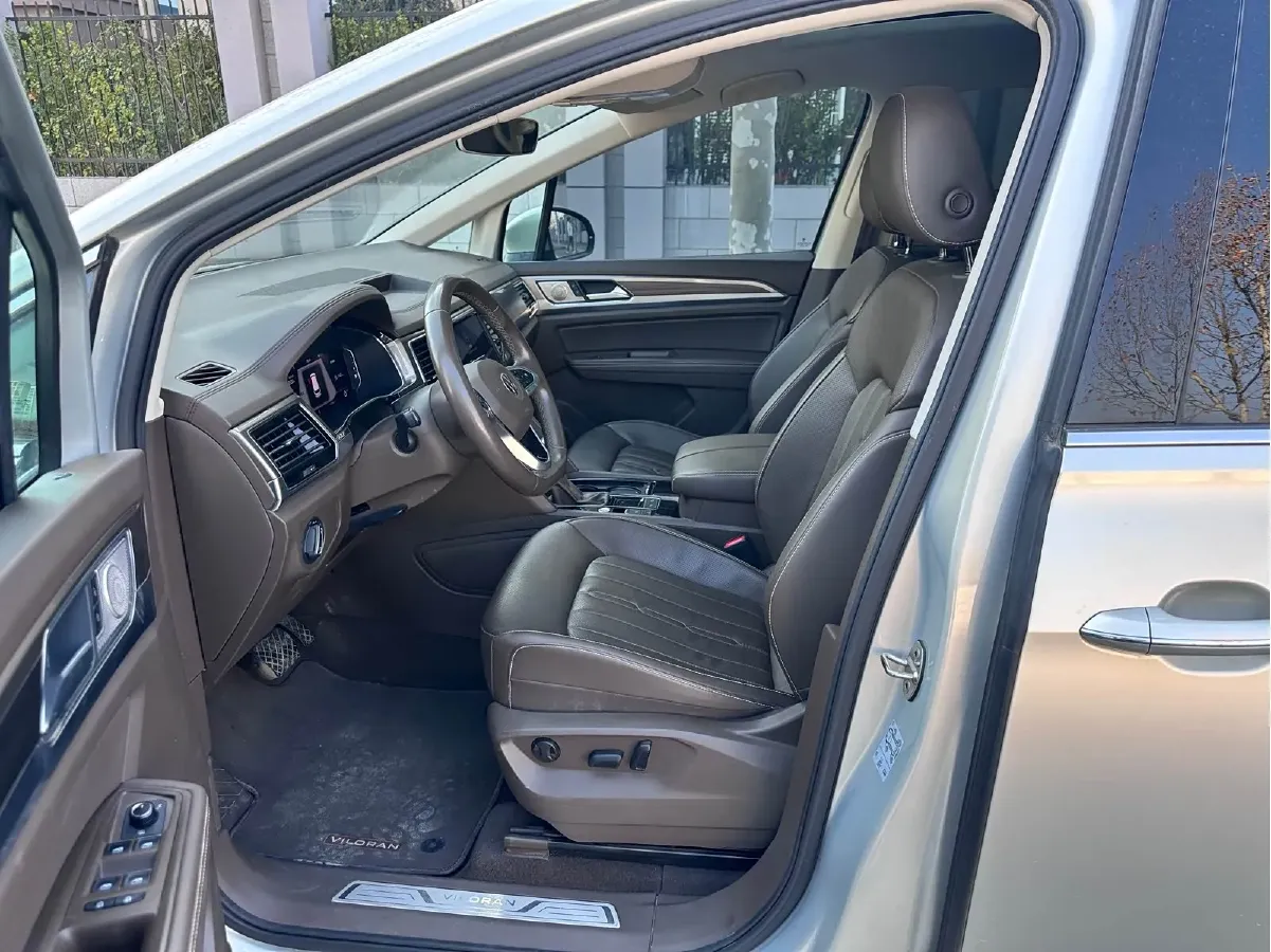 2020 Volkswagen Viloran 2.0T 186HP L4 7DCT,autocango,china used car exporter,china ev exporter,chinese used car exporter,chinese used ev exporter