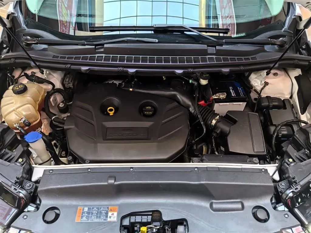 2016 Ford Edge 2.0T 245HP L4 6AT,autocango,china used car exporter,china ev exporter,chinese used car exporter,chinese used ev exporter