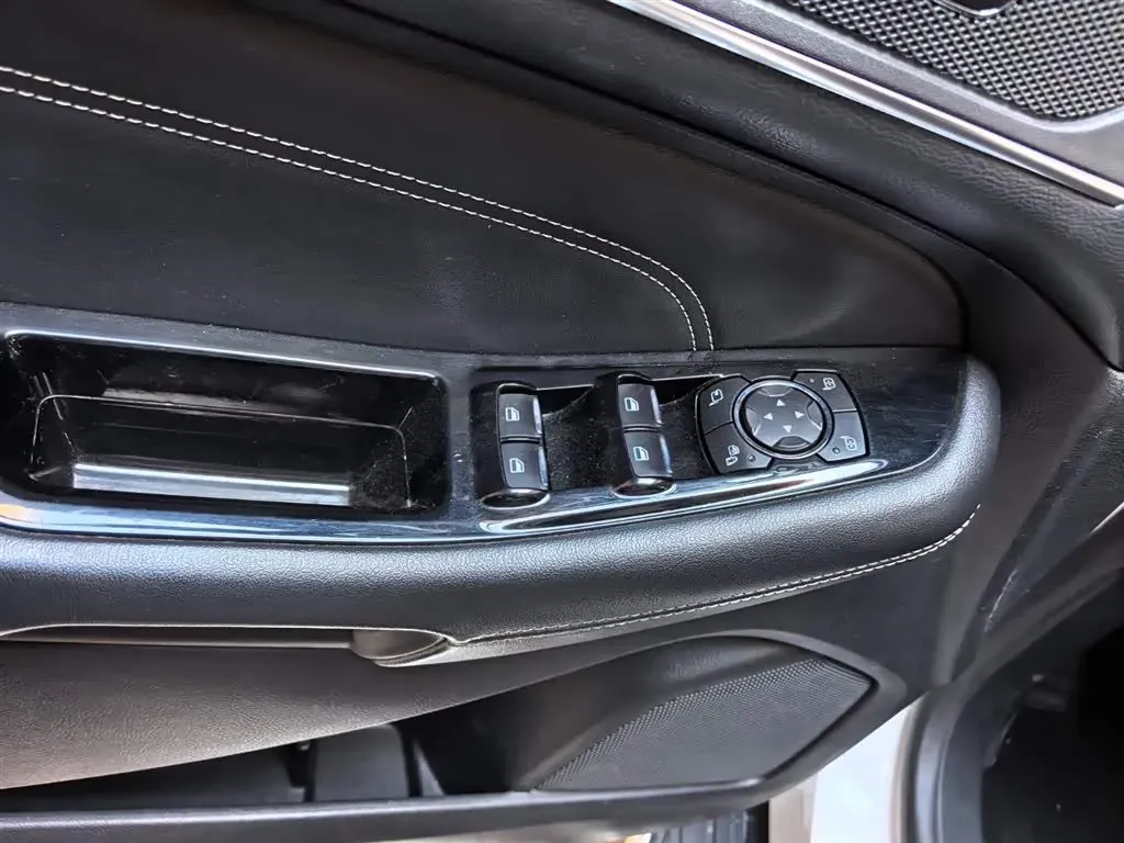 2016 Ford Edge 2.0T 245HP L4 6AT,autocango,china used car exporter,china ev exporter,chinese used car exporter,chinese used ev exporter