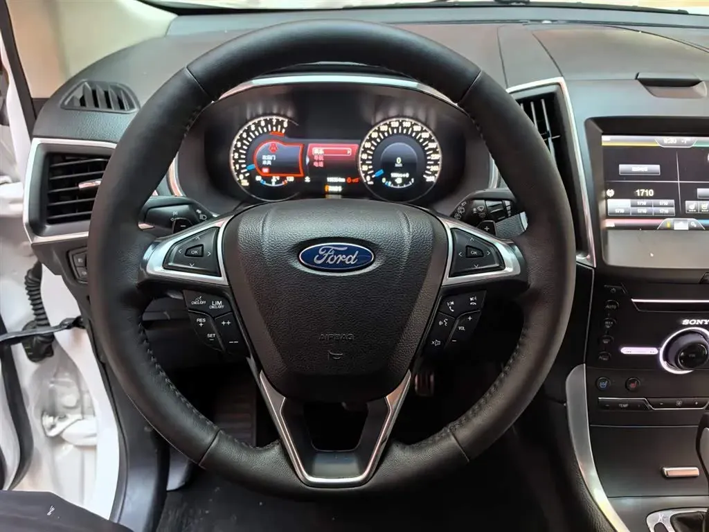 2016 Ford Edge 2.0T 245HP L4 6AT,autocango,china used car exporter,china ev exporter,chinese used car exporter,chinese used ev exporter