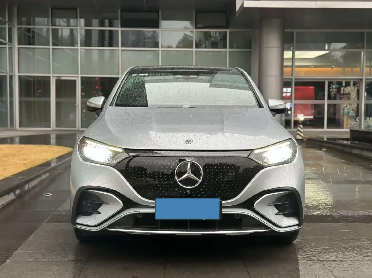 2023 Mercedes-Benz EQE SUV BEV 96.1KWH,autocango,china used car exporter,china ev exporter,chinese used car exporter,chinese used ev exporter
