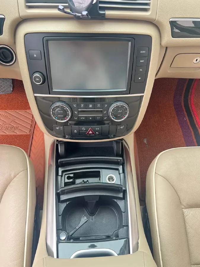 2015 Mercedes-Benz R Class 3.0T 333HP V6 7AT,autocango,china used car exporter,china ev exporter,chinese used car exporter,chinese used ev exporter