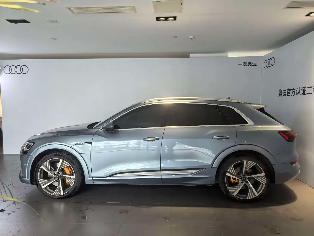 2021 Audi e-tron BEV 96.7KWH,autocango,china used car exporter,china ev exporter,chinese used car exporter,chinese used ev exporter