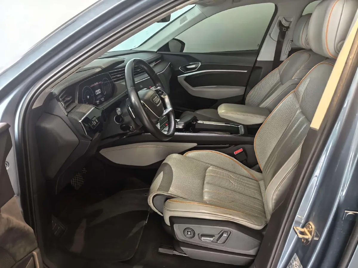 2021 Audi e-tron BEV 96.7KWH,autocango,china used car exporter,china ev exporter,chinese used car exporter,chinese used ev exporter