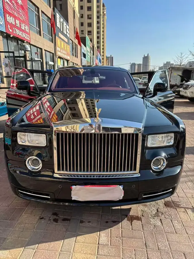 2012 BMW 7 Series 6.0T 544HP V12 8AT