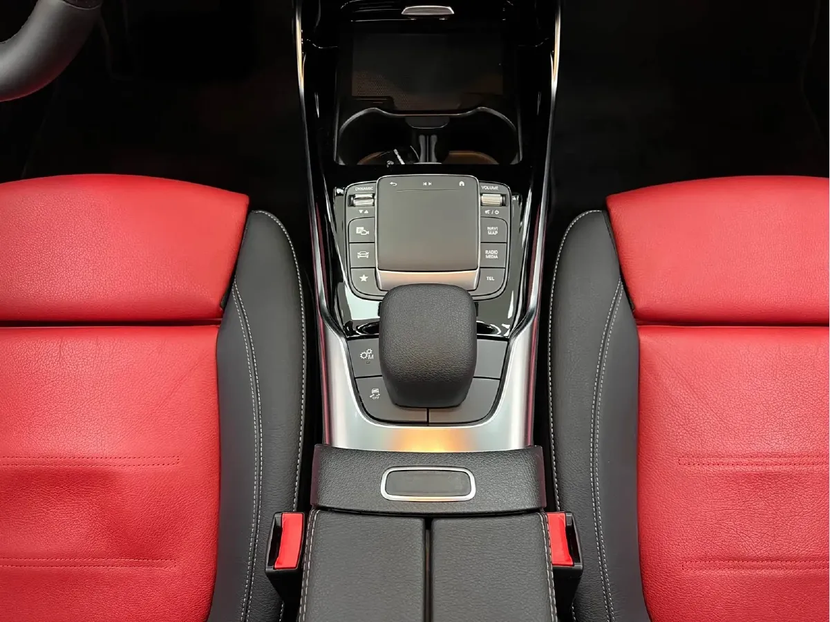 2021 Mercedes-Benz CLA AMG 2.0T 306HP L4 7DCT,autocango,china used car exporter,china ev exporter,chinese used car exporter,chinese used ev exporter