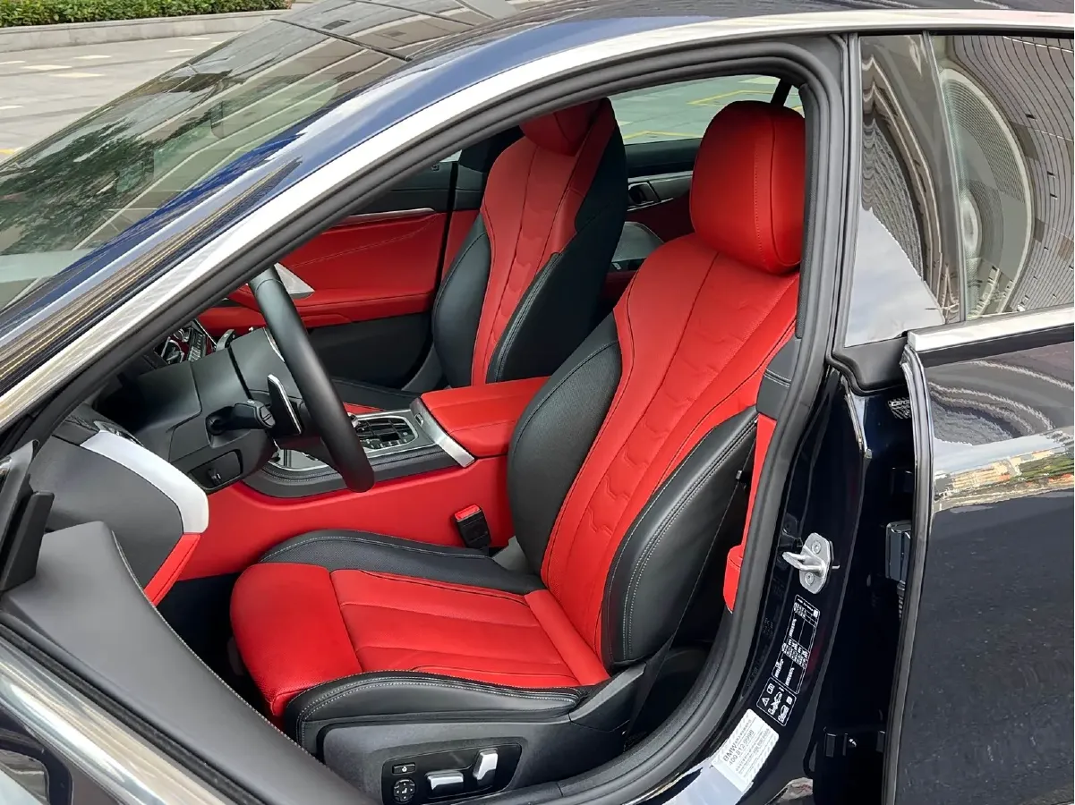 2021 BMW 8 Series 3.0T 340HP L6 8AT,autocango,china used car exporter,china ev exporter,chinese used car exporter,chinese used ev exporter