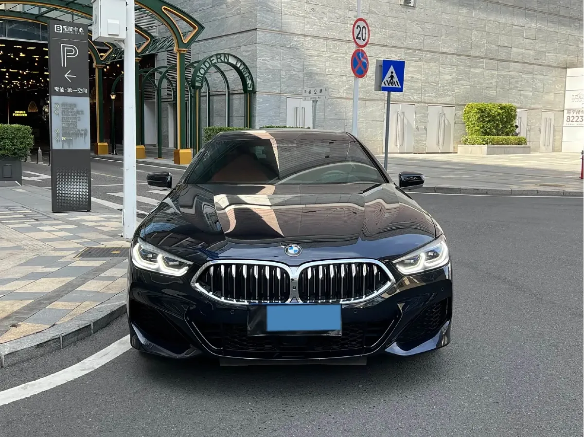 2021 BMW 8 Series 3.0T 340HP L6 8AT,autocango,china used car exporter,china ev exporter,chinese used car exporter,chinese used ev exporter