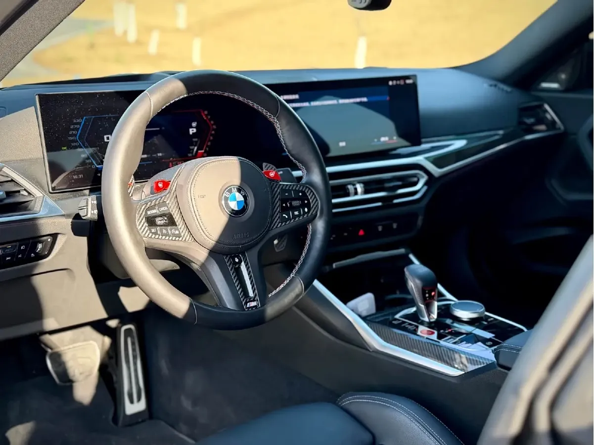 2024 BMW M2 3.0T 480HP L6 8AT,autocango,china used car exporter,china ev exporter,chinese used car exporter,chinese used ev exporter