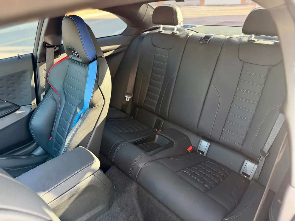 2024 BMW M2 3.0T 480HP L6 8AT,autocango,china used car exporter,china ev exporter,chinese used car exporter,chinese used ev exporter