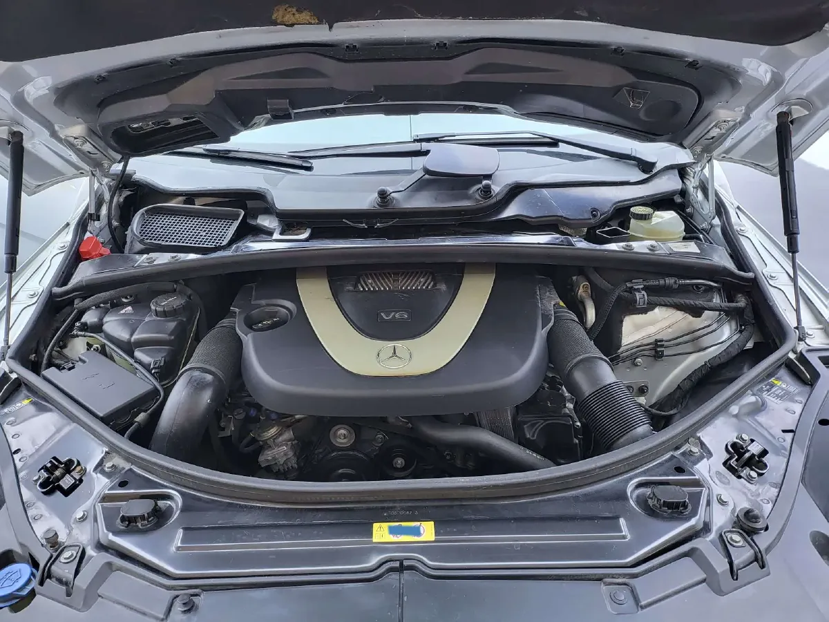 2011 Mercedes-Benz R Class 3.0L 245HP V6 7AT,autocango,china used car exporter,china ev exporter,chinese used car exporter,chinese used ev exporter