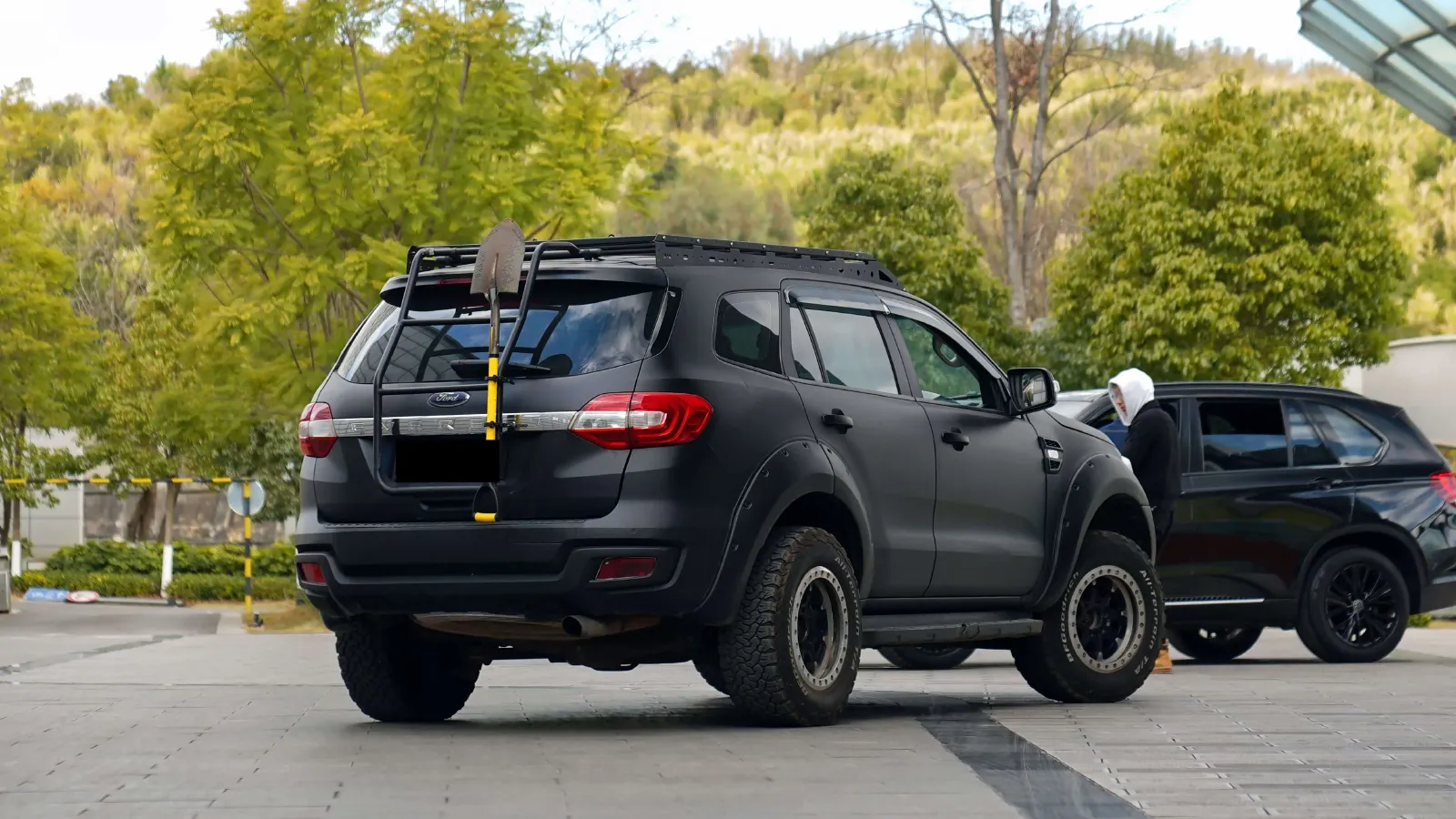 2016 Ford Everest 2.0T 245HP L4 6AT,autocango,china used car exporter,china ev exporter,chinese used car exporter,chinese used ev exporter