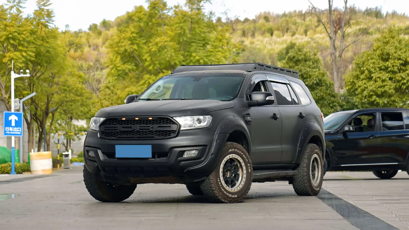 2016 Ford Everest 2.0T 245HP L4 6AT,autocango,china used car exporter,china ev exporter,chinese used car exporter,chinese used ev exporter