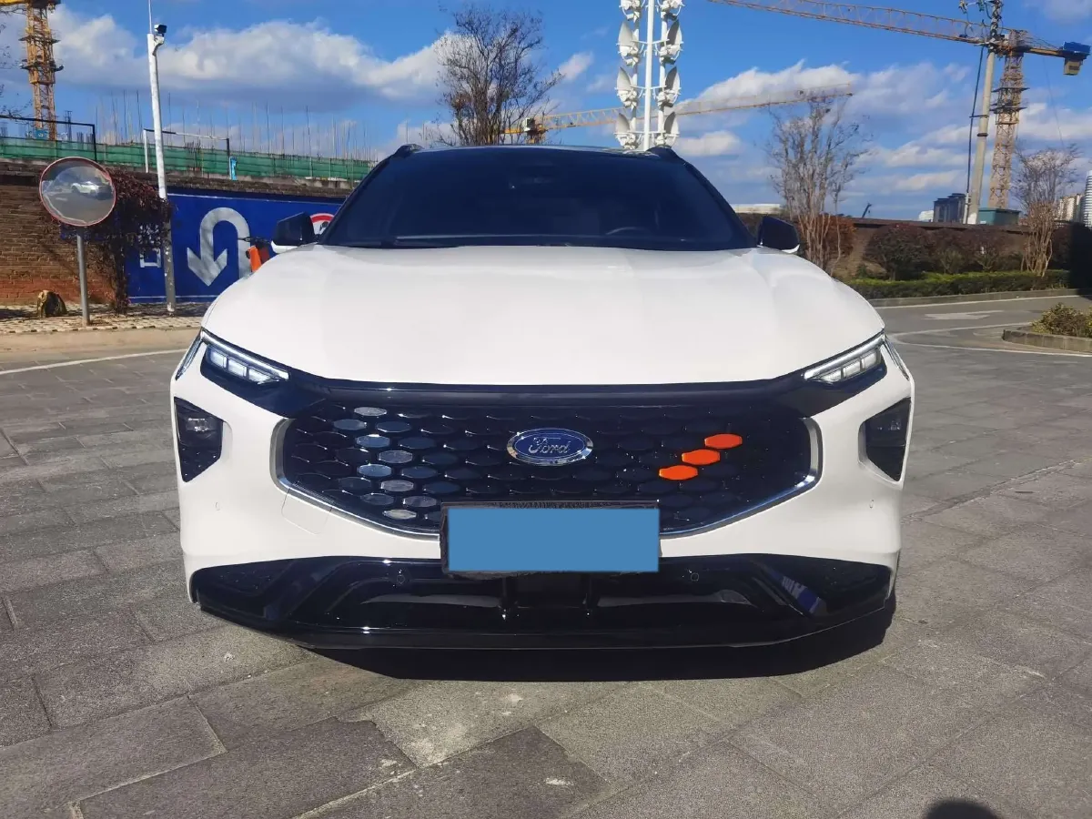 2022 Ford EVOS 2.0T 238HP L4 8AT,autocango,china used car exporter,china ev exporter,chinese used car exporter,chinese used ev exporter