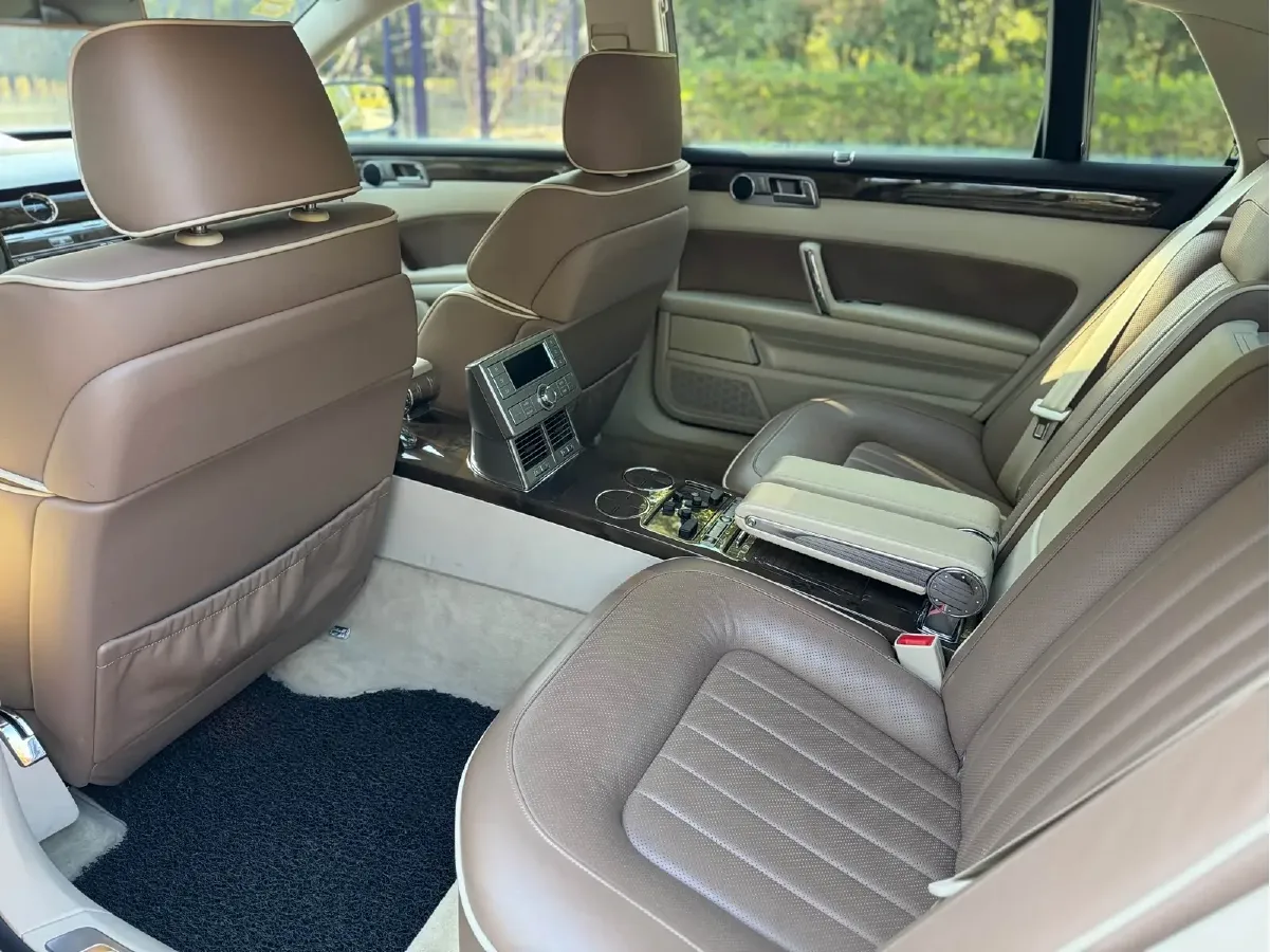 2011 Volkswagen Pheaton 3.6L 280HP V6 6AT,autocango,china used car exporter,china ev exporter,chinese used car exporter,chinese used ev exporter