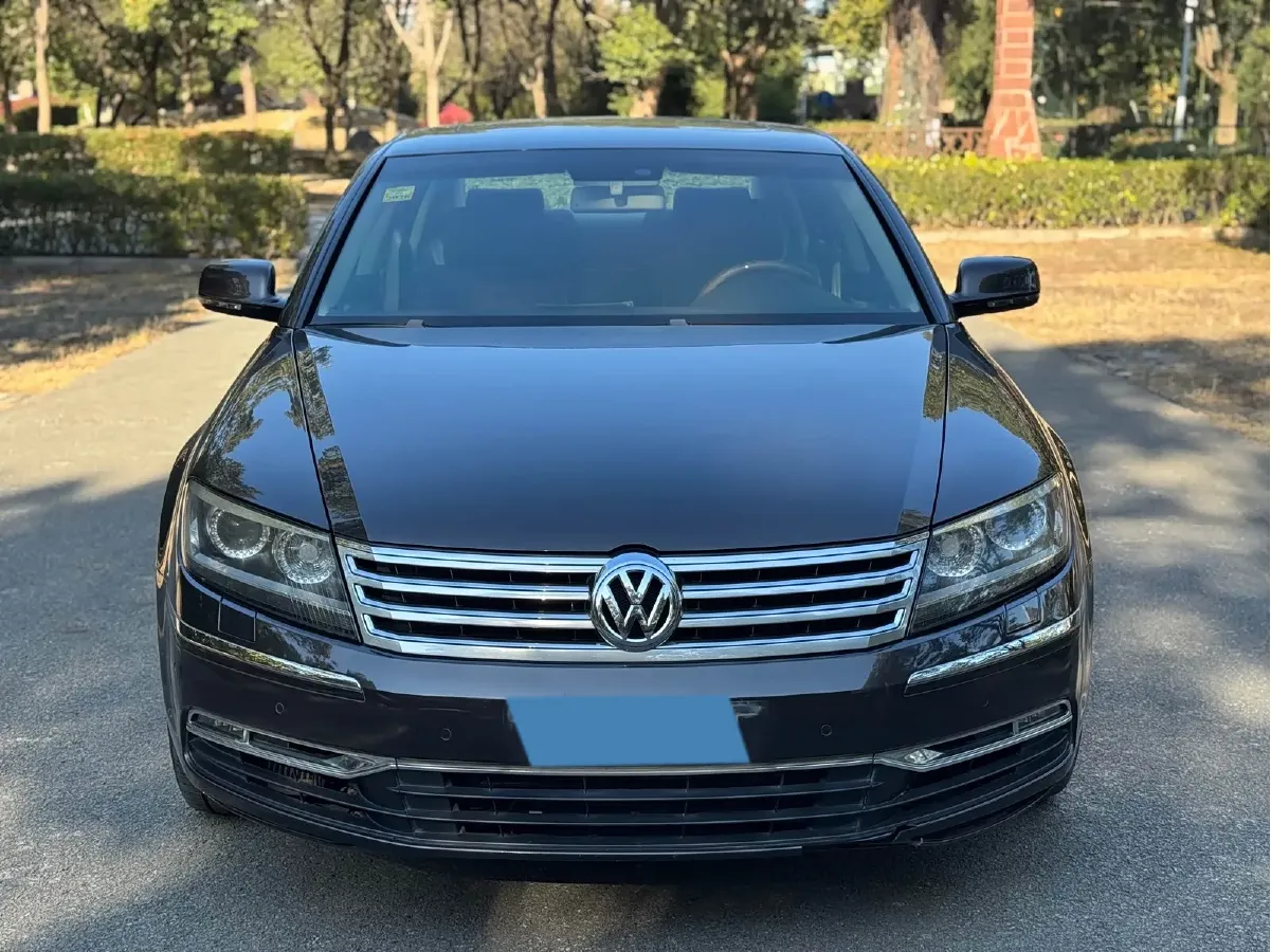 2011 Volkswagen Pheaton 3.6L 280HP V6 6AT,autocango,china used car exporter,china ev exporter,chinese used car exporter,chinese used ev exporter