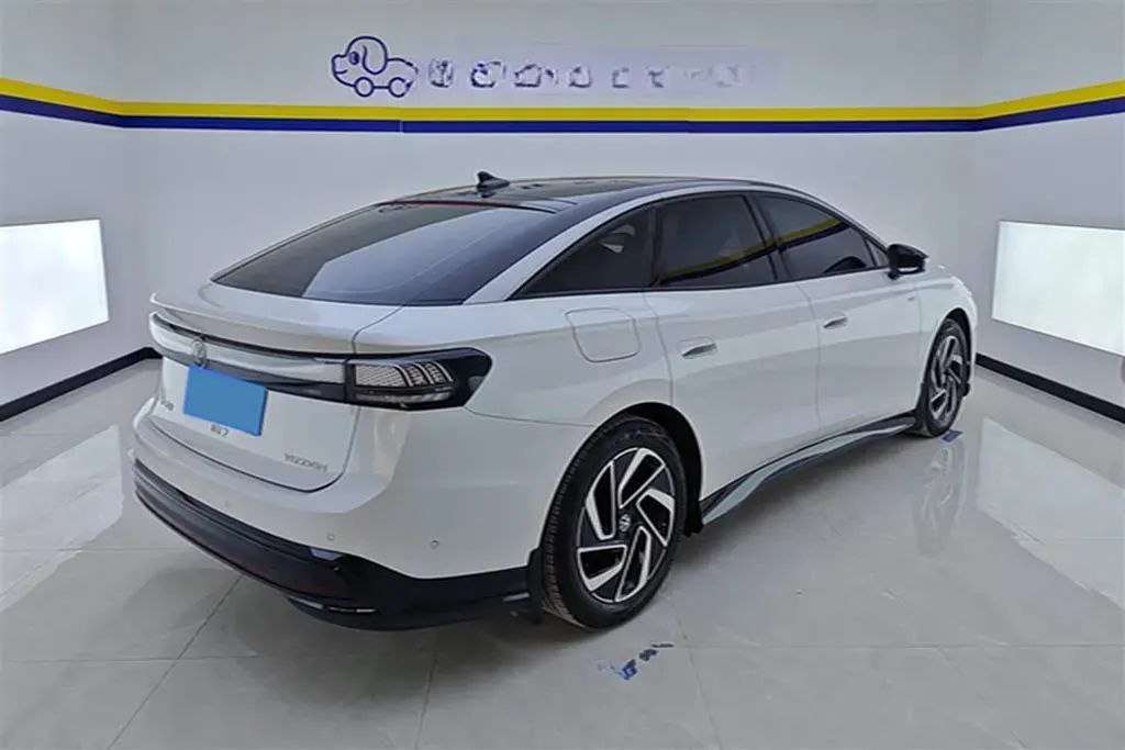 2024 Volkswagen ID.7 Vizzion BEV 84.8KWH,autocango,china used car exporter,china ev exporter,chinese used car exporter,chinese used ev exporter