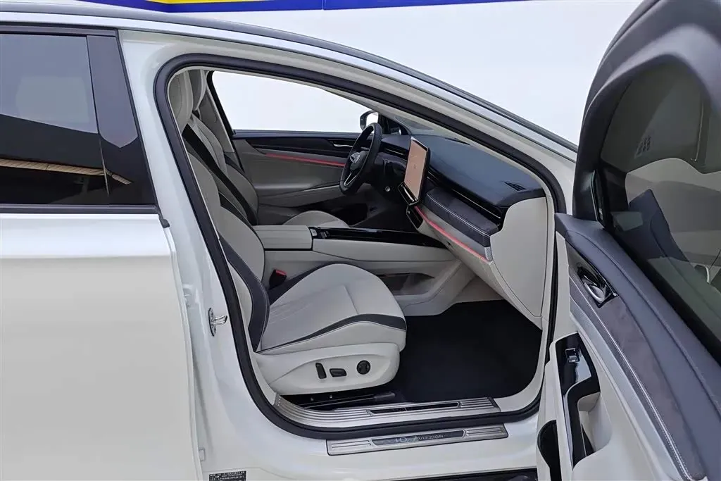 2024 Volkswagen ID.7 Vizzion BEV 84.8KWH,autocango,china used car exporter,china ev exporter,chinese used car exporter,chinese used ev exporter