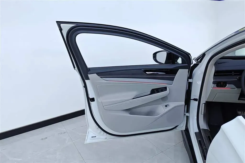 2024 Volkswagen ID.7 Vizzion BEV 84.8KWH,autocango,china used car exporter,china ev exporter,chinese used car exporter,chinese used ev exporter