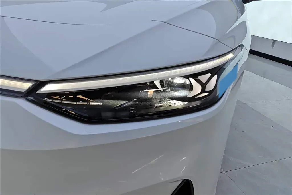 2024 Volkswagen ID.7 Vizzion BEV 84.8KWH,autocango,china used car exporter,china ev exporter,chinese used car exporter,chinese used ev exporter