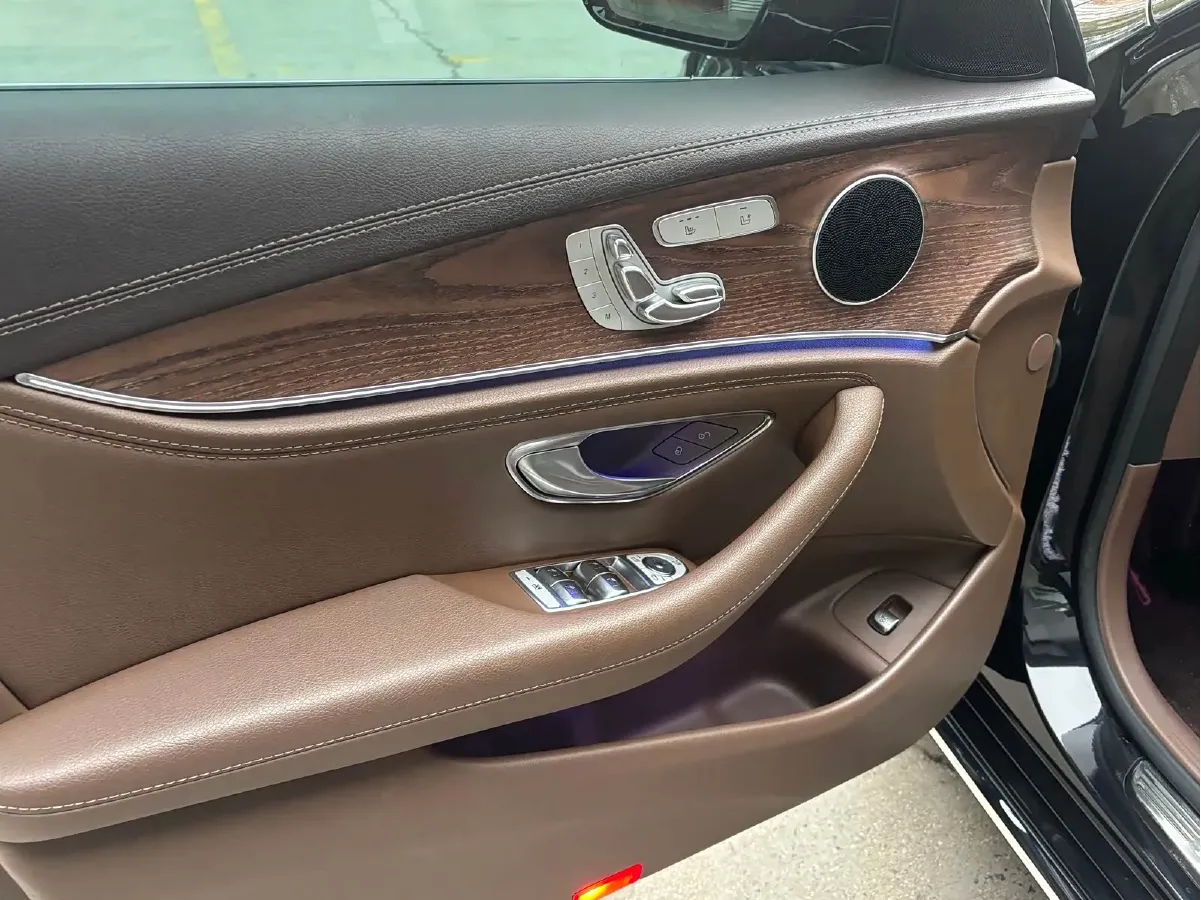 2023 Mercedes-Benz E Class 2.0T 258HP L4 9AT,autocango,china used car exporter,china ev exporter,chinese used car exporter,chinese used ev exporter