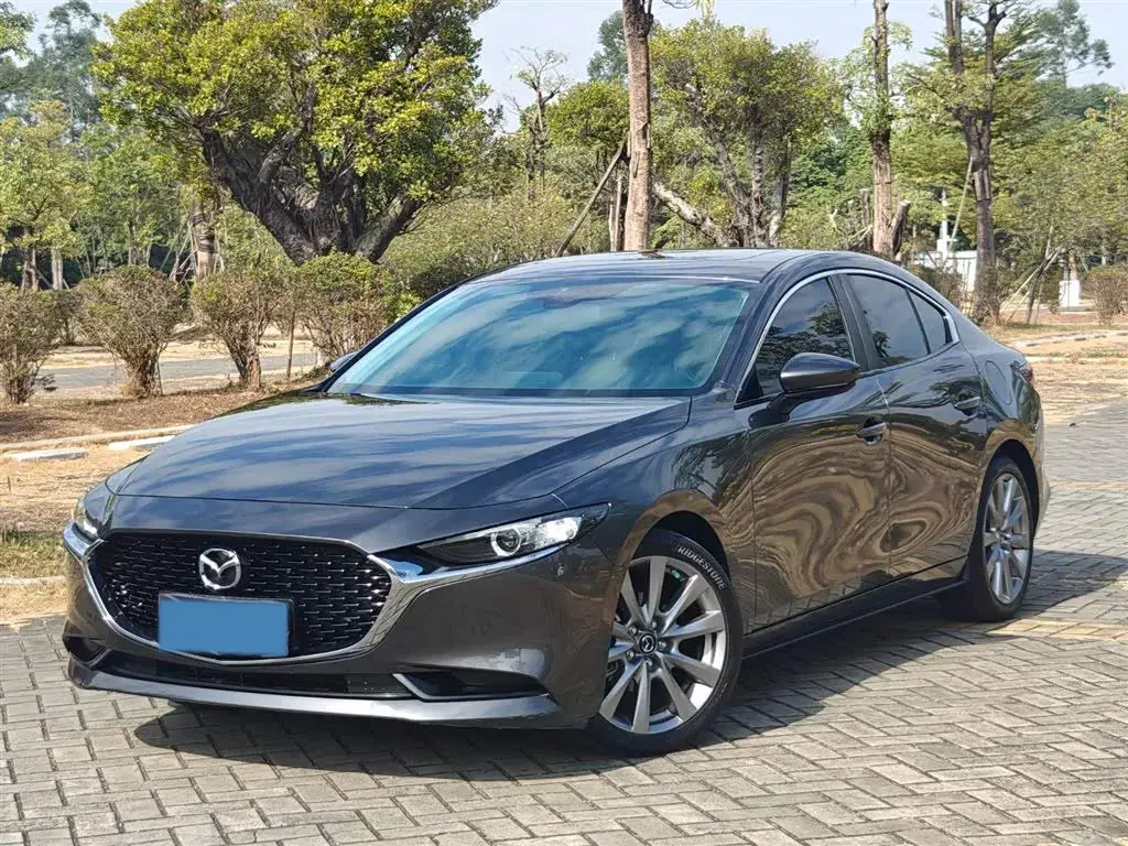 2020 Mazda 3 Axela 2.0L 158HP L4 6AT
