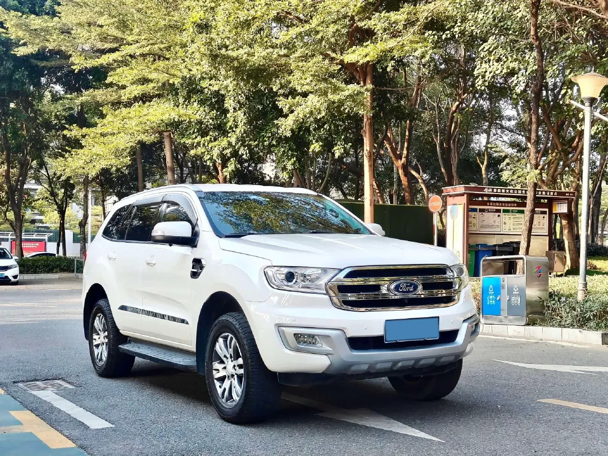 2016 Ford Everest 2.0T 245HP L4 6AT,autocango,china used car exporter,china ev exporter,chinese used car exporter,chinese used ev exporter