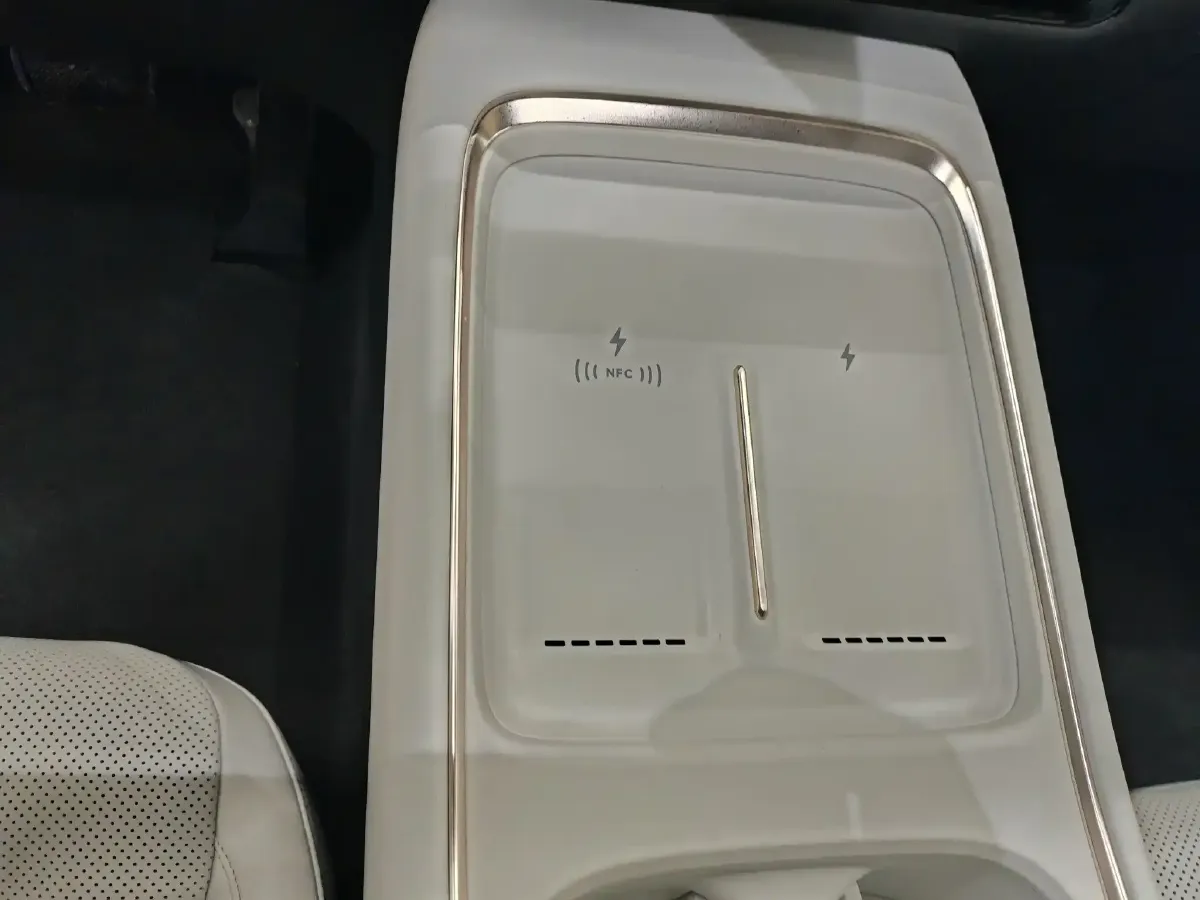 2024 Xpeng P7+ BEV 60.7KWH,autocango,china used car exporter,china ev exporter,chinese used car exporter,chinese used ev exporter