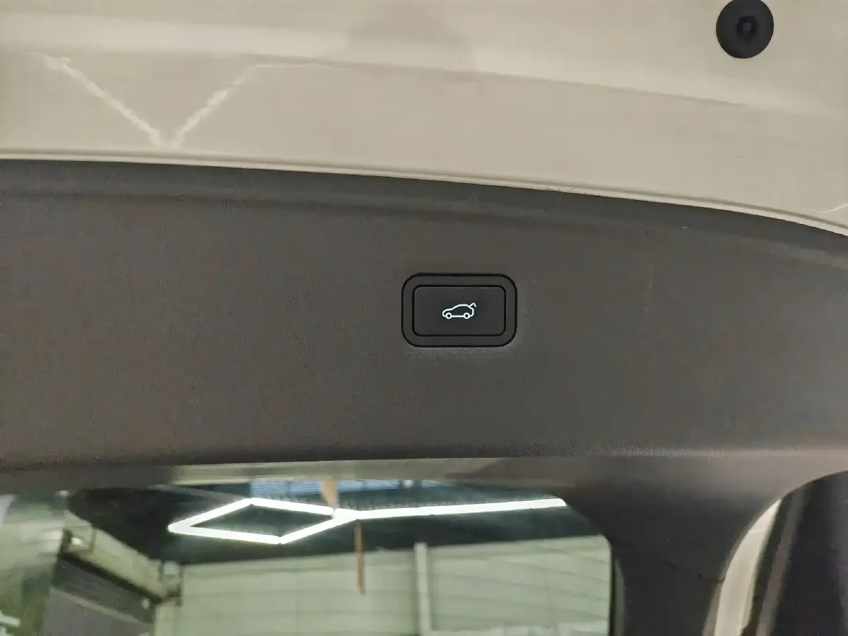 2024 Xpeng P7+ BEV 60.7KWH,autocango,china used car exporter,china ev exporter,chinese used car exporter,chinese used ev exporter