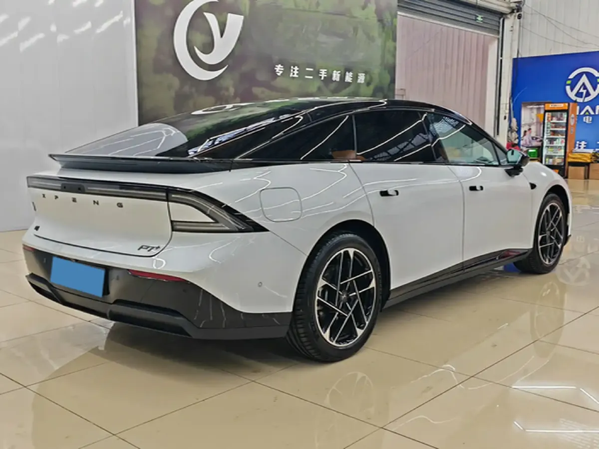 2024 Xpeng P7+ BEV 60.7KWH,autocango,china used car exporter,china ev exporter,chinese used car exporter,chinese used ev exporter