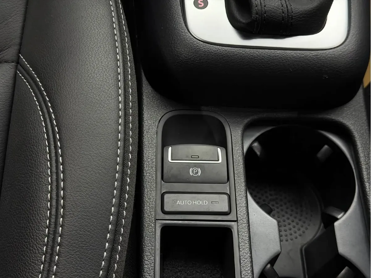 2016 Volkswagen Tiguan 1.8T 160HP L4 6AT,autocango,china used car exporter,china ev exporter,chinese used car exporter,chinese used ev exporter