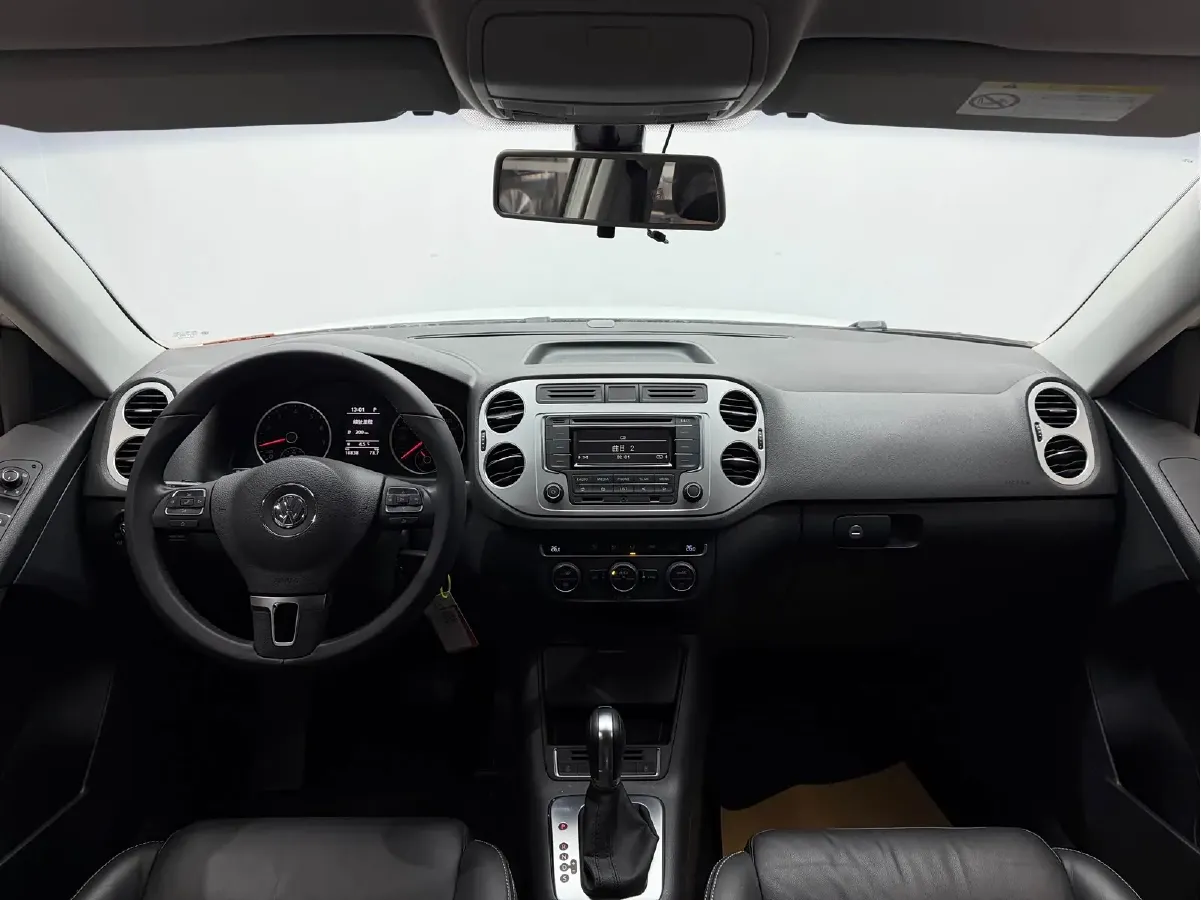 2016 Volkswagen Tiguan 1.8T 160HP L4 6AT,autocango,china used car exporter,china ev exporter,chinese used car exporter,chinese used ev exporter