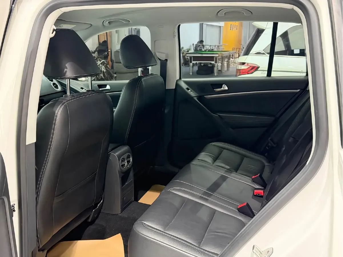 2016 Volkswagen Tiguan 1.8T 160HP L4 6AT,autocango,china used car exporter,china ev exporter,chinese used car exporter,chinese used ev exporter