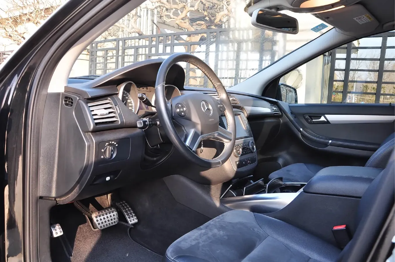 2014 Mercedes-Benz R Class 3.0T 272HP V6 7AT,autocango,china used car exporter,china ev exporter,chinese used car exporter,chinese used ev exporter