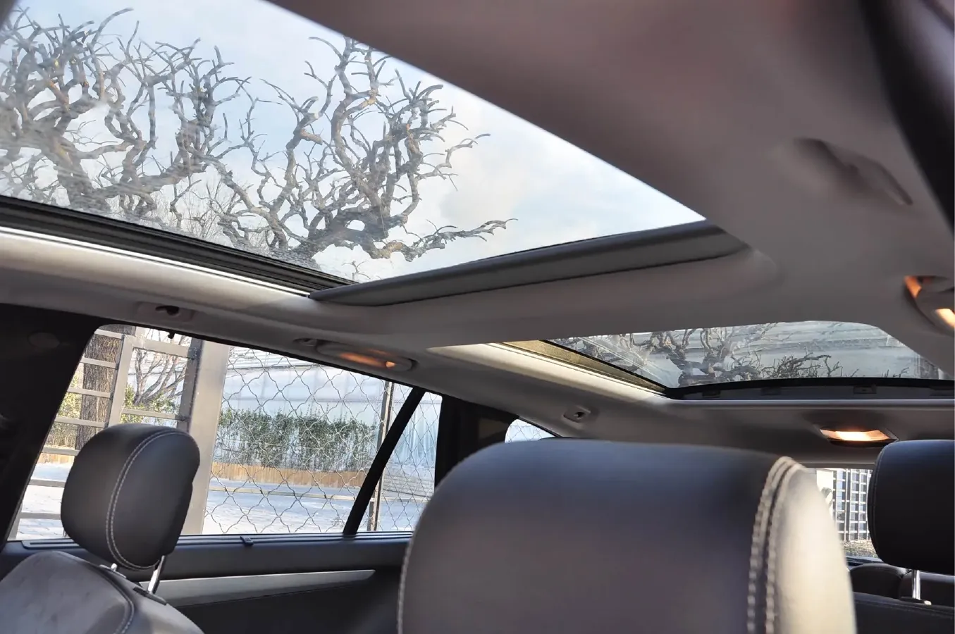 2014 Mercedes-Benz R Class 3.0T 272HP V6 7AT,autocango,china used car exporter,china ev exporter,chinese used car exporter,chinese used ev exporter