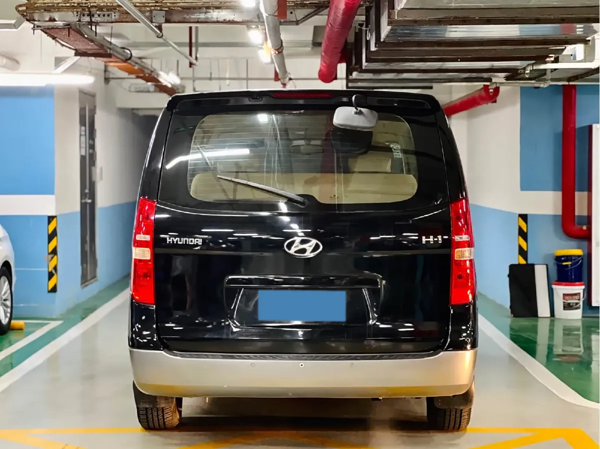 2011 Hyundai H-1 Wagon 2.4L 173HP L4 4AT,autocango,china used car exporter,china ev exporter,chinese used car exporter,chinese used ev exporter